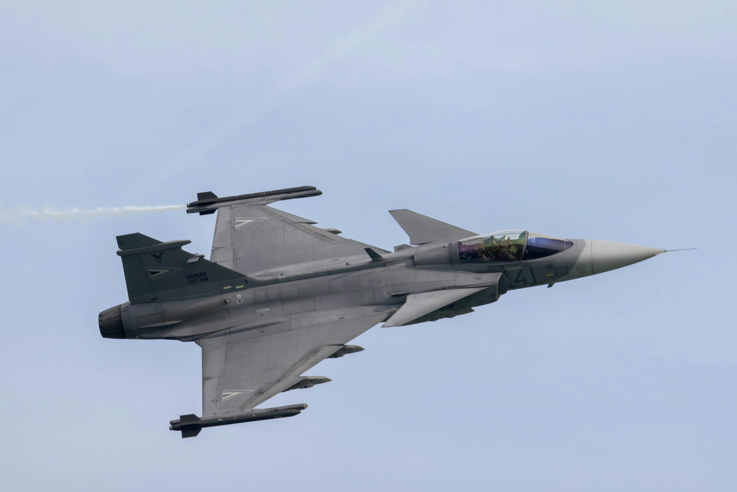 Military aircraft supported by made-in-USA Fuzz Button aerospace and defense interconnects